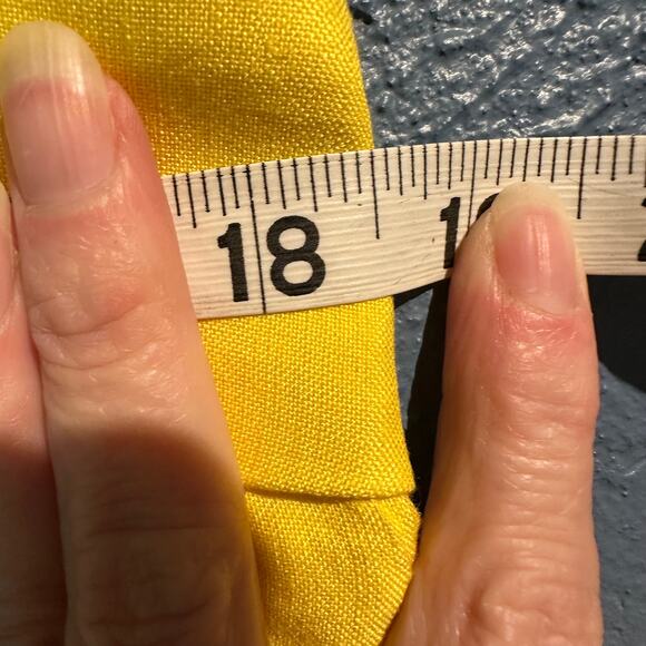 Ann Taylor Loft Size 10 Linen Blend Dressy Shorts Yellow Eyelet Summer Micro - Picture 6 of 10